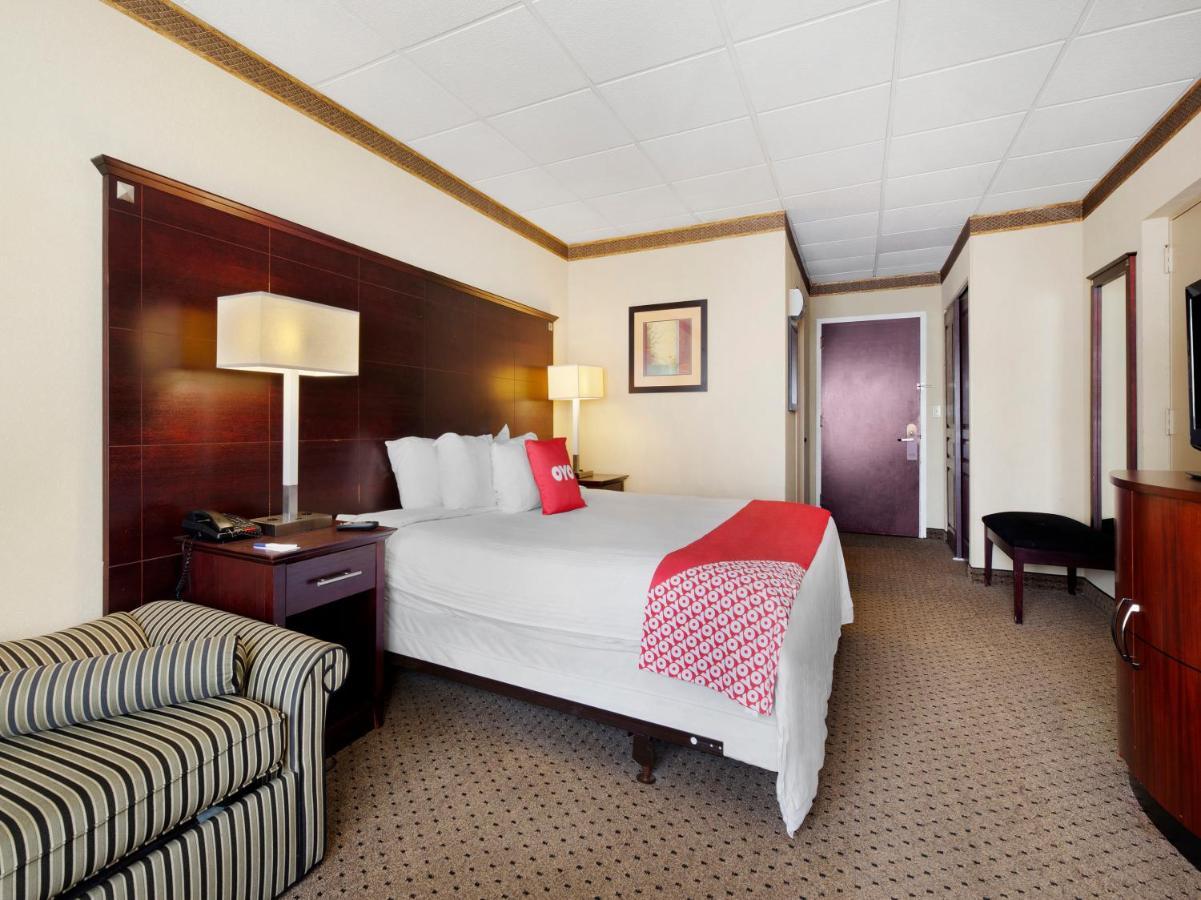 Oyo Hotel East Hanover Nj-10 Exterior photo